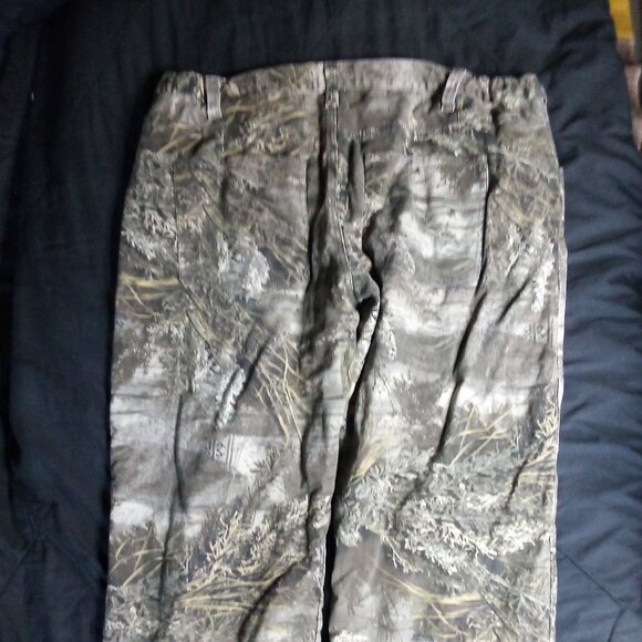 Realtree Camouflage Fleece Line Insulated Pants - Picture 4 of 7